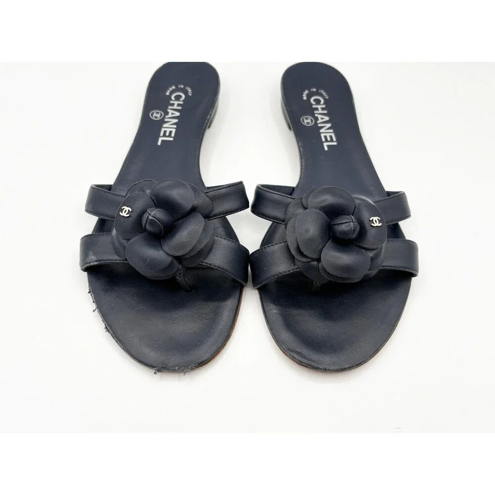 Chanel Navy Leather Camellia Embellished CC Logo Thong Flat Slides Size EU 39